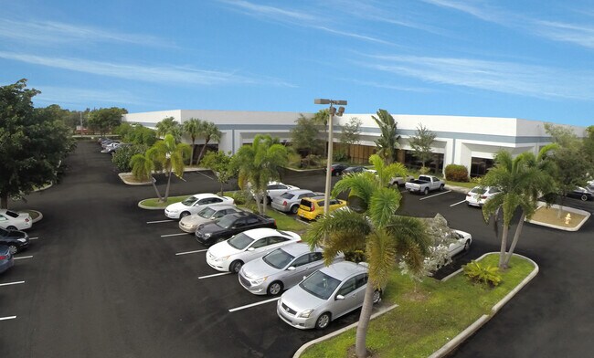 Plus de détails pour 5001-5035 N Hiatus Rd, Sunrise, FL - Industriel à louer