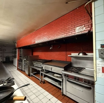 26400 N Rand Rd, Wauconda, IL for sale - Interior Photo - Image 3 of 5