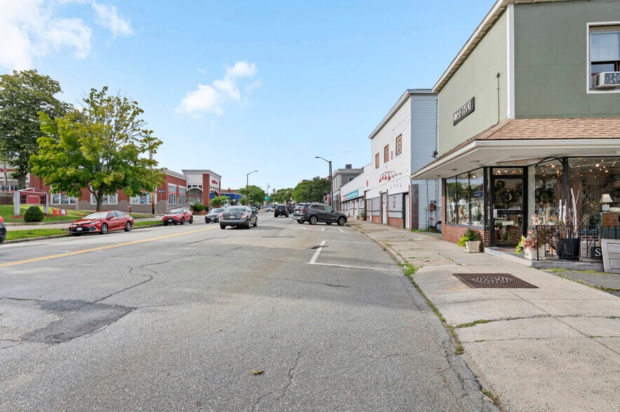 474 Main St, Wakefield, MA à louer - Photo du bâtiment - Image 3 de 11