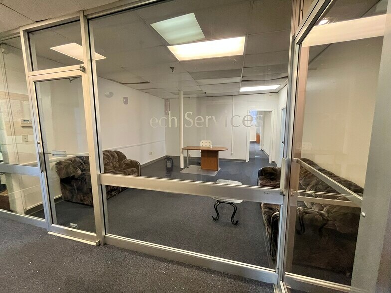 14 Dartmouth St, Malden, MA for lease - Building Photo - Image 2 of 29