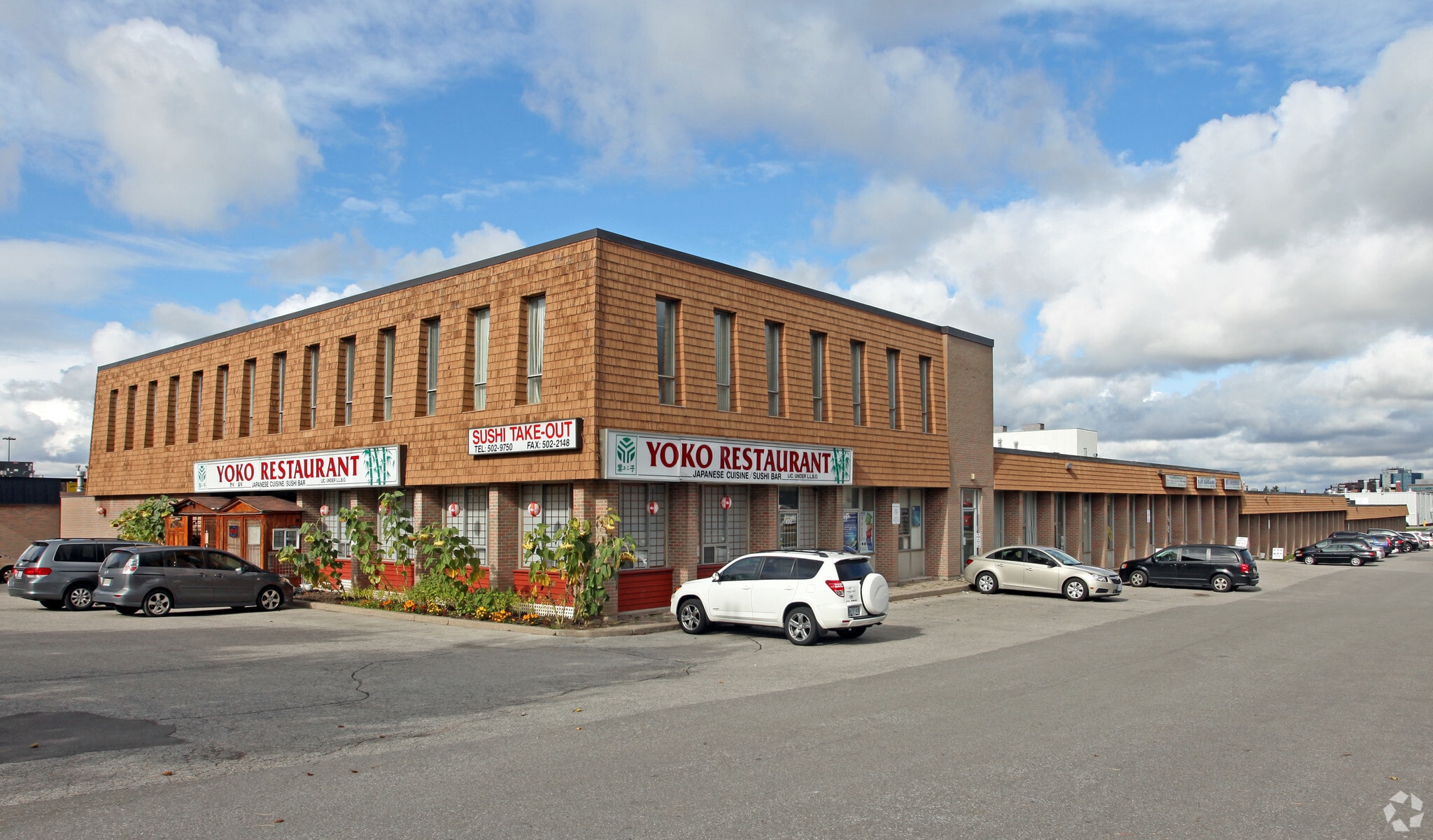 490-534 Mcnicoll Ave, Toronto, ON à vendre Photo principale- Image 1 de 1