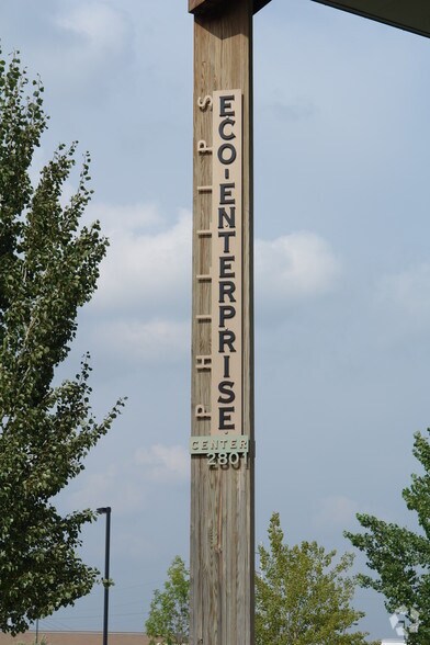 2801 21st Ave S, Minneapolis, MN à louer - Photo du bâtiment - Image 3 de 7