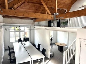 21 Old Brewery Ln, Henley On Thames for lease Interior Photo- Image 1 of 3