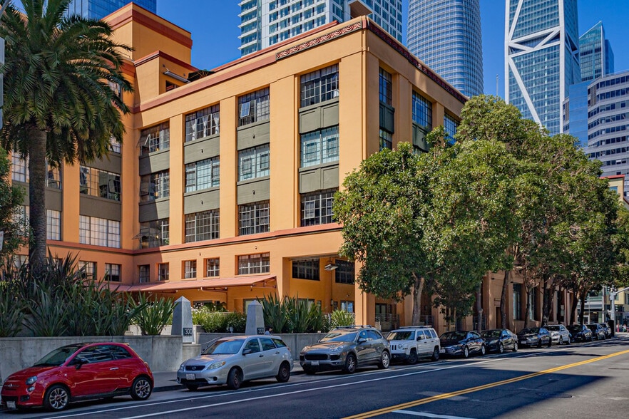 300 Beale St, San Francisco, CA à vendre - Photo du bâtiment - Image 2 de 3