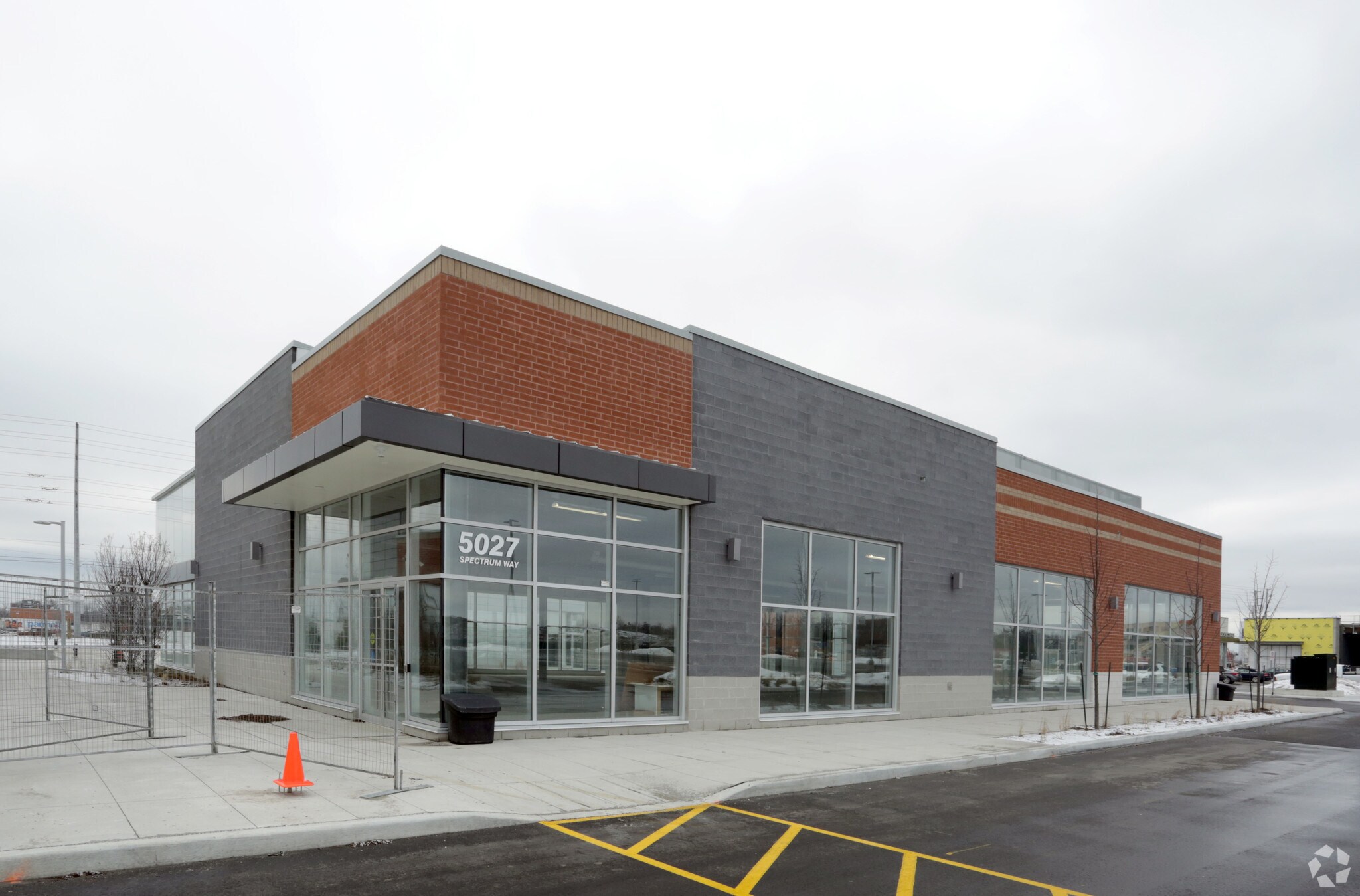 5027 Spectrum Way, Mississauga, ON à louer Photo principale- Image 1 de 7
