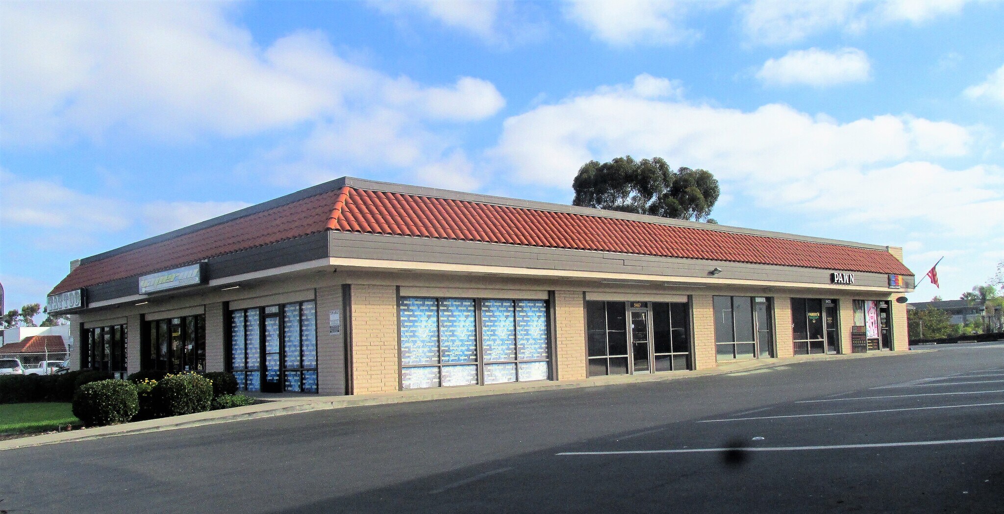 9465-9471 Black Mountain Rd, San Diego, CA à louer Photo du bâtiment- Image 1 de 4