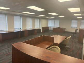 Plus de détails pour 29 Noblestown Rd, Carnegie, PA - Bureau à louer