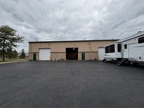 1300 Tefft Ct, Saline, MI for lease Interior Photo- Image 2 of 2