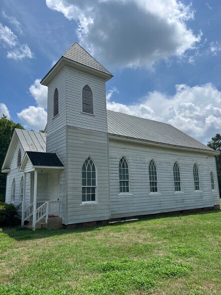 114 School Lane, Drakes Branch, VA à vendre - Photo principale - Image 1 de 8