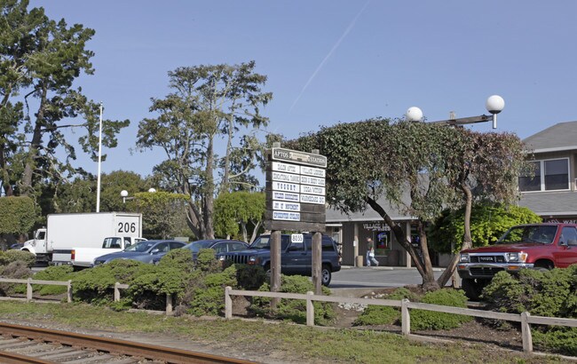 Plus de détails pour 8035 Soquel Dr, Aptos, CA - Commerce de détail à louer
