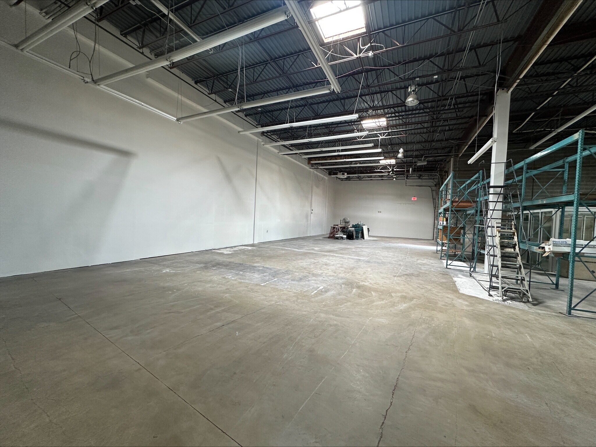 204 Mill St NE, Vienna, VA à louer Photo intérieure- Image 1 de 10