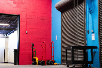 20 W 14th Ave, North Kansas City, MO à louer Photo intérieure- Image 2 de 13