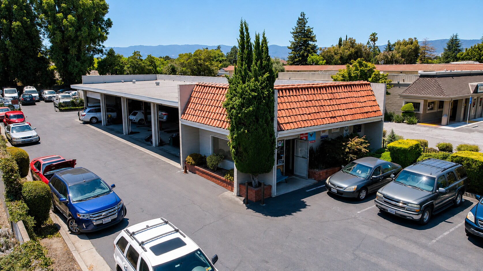 E El Camino Real, Sunnyvale, CA à louer Photo du bâtiment- Image 1 de 7