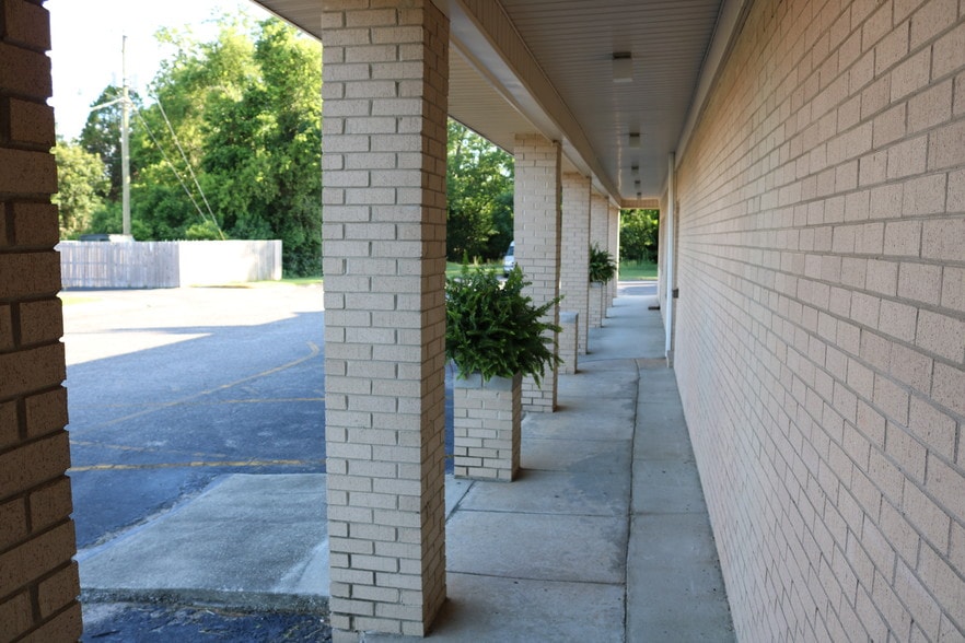 614 E Martintown Rd, North Augusta, SC for lease - Building Photo - Image 2 of 6