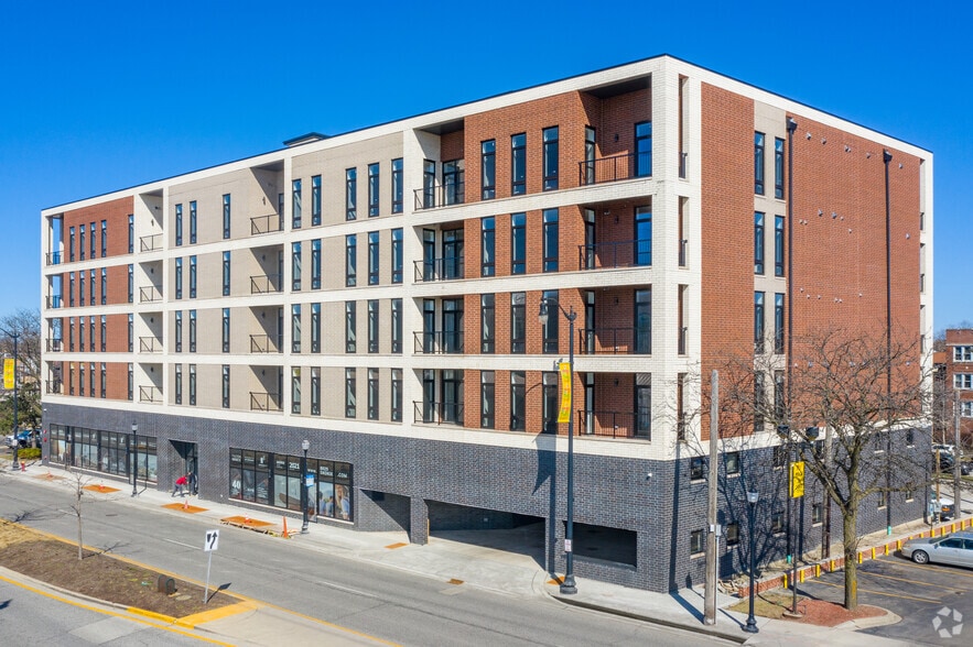 8025 Skokie Blvd, Skokie, IL for lease - Building Photo - Image 1 of 4