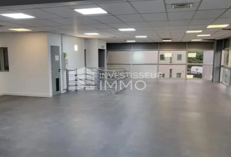 Bureau dans Champigny-sur-Marne à vendre Photo intérieure- Image 1 de 4
