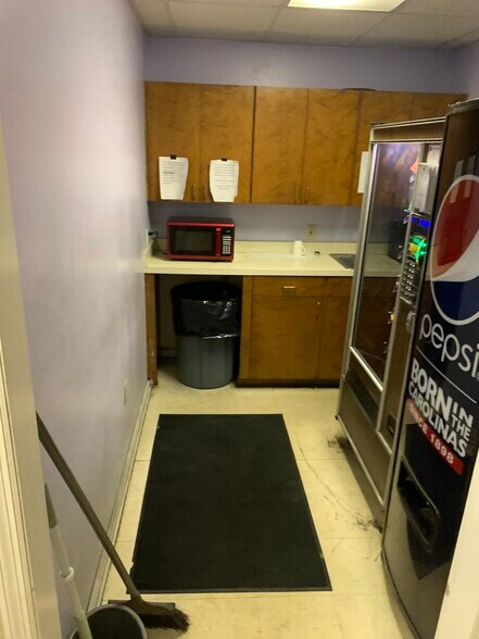 1050 Crosscreek Rd, Orangeburg, SC à vendre - Photo intérieure - Image 2 de 8