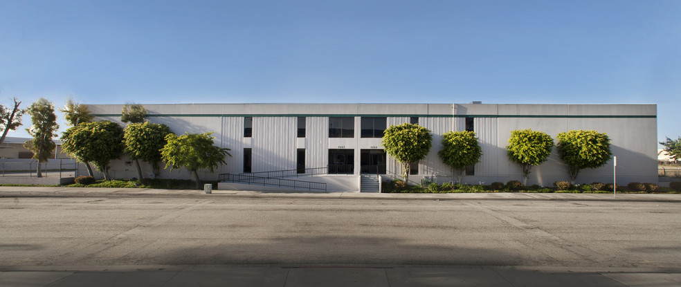 4882-4884 W 145th St, Hawthorne, CA for lease - Building Photo - Image 1 of 13