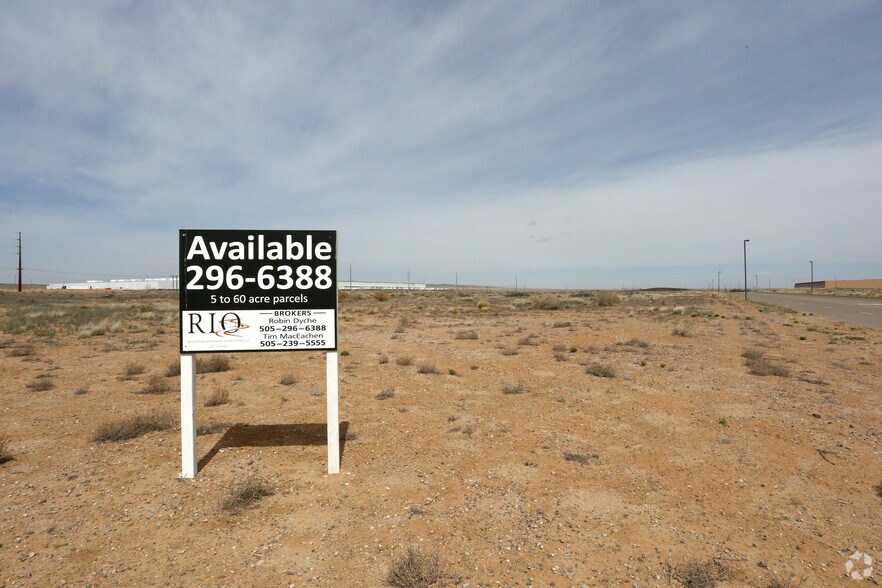 Los Morros Rd, Los Lunas, NM à vendre - Photo principale - Image 1 de 2