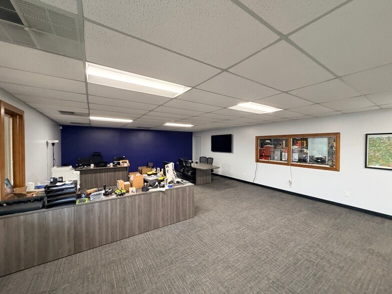 501-513 Ley Rd, Fort Wayne, IN for lease - Building Photo - Image 2 of 6