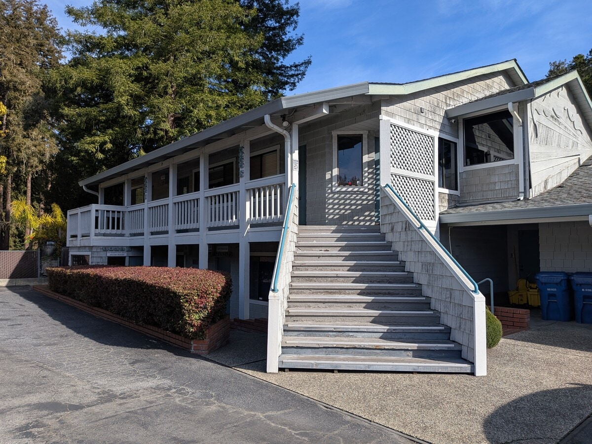 9059 Soquel Dr, Aptos, CA 95003 - Unit D -  - Interior Photo - Image 1 of 10