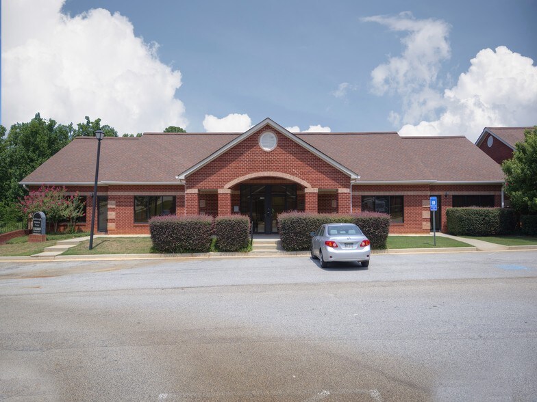 1700 Pennsylvania Ave, McDonough, GA à louer - Photo du bâtiment - Image 3 de 19