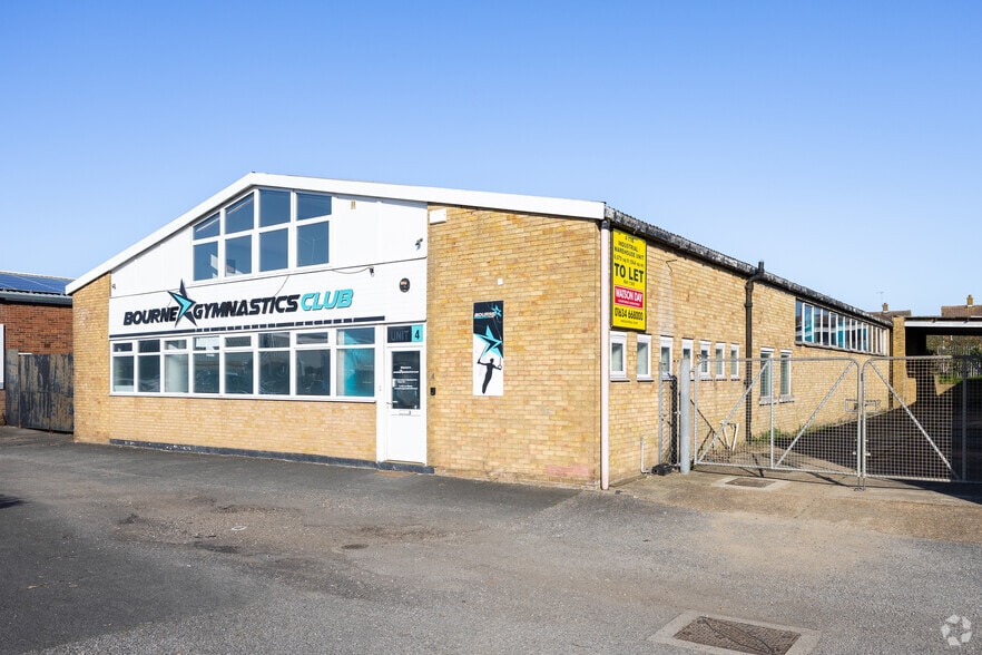 Tribune Dr, Sittingbourne for lease - Primary Photo - Image 1 of 2