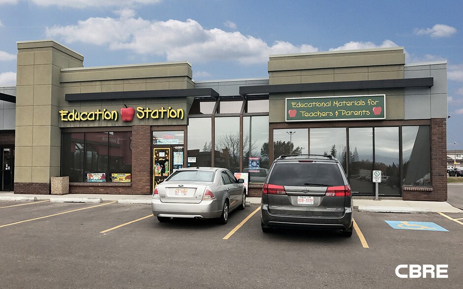 13204-13234 137 Ave NW, Edmonton, AB à vendre - Photo du bâtiment - Image 1 de 1