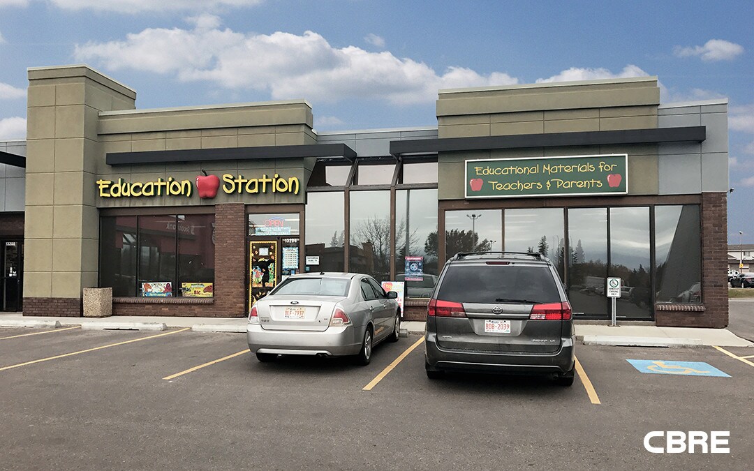 13204-13234 137 Ave NW, Edmonton, AB à vendre Photo du bâtiment- Image 1 de 1