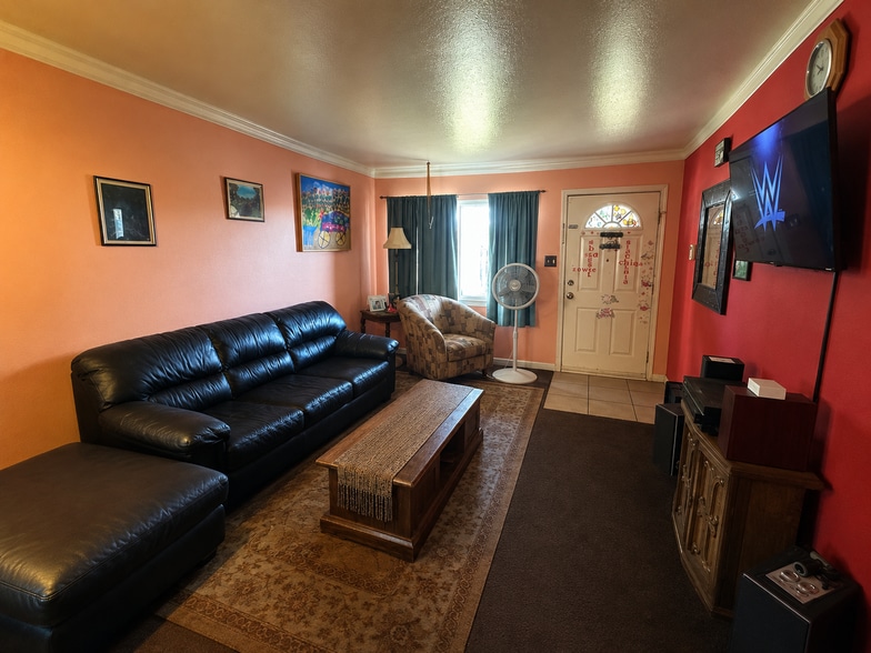 3620 Elkhorn Blvd, North Highlands, CA for sale - Building Photo - Image 3 of 43