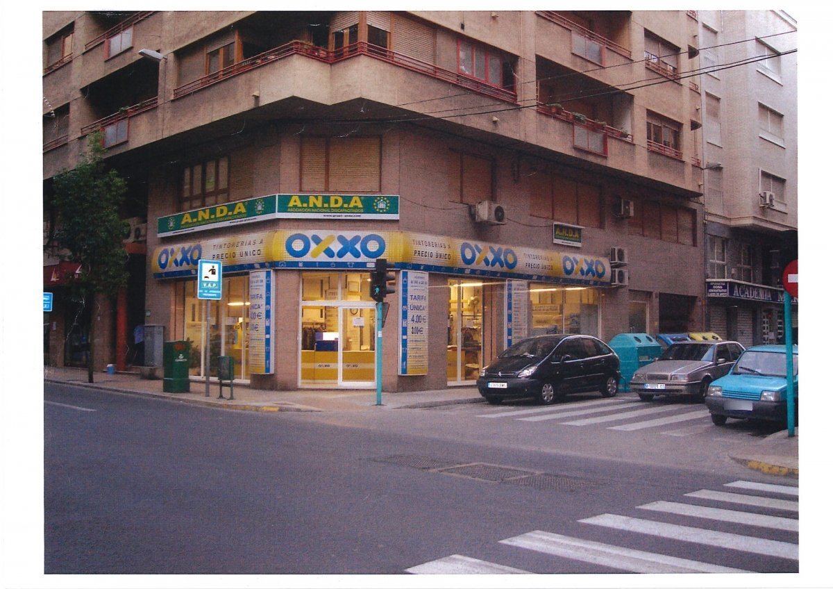 Bureau dans Elche, Alicante à louer Photo du bâtiment- Image 1 de 2