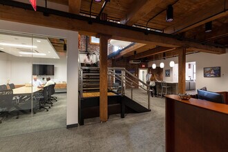121 High St, Boston, MA for lease Interior Photo- Image 1 of 4