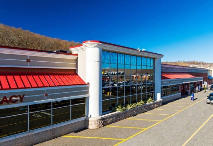 921 Wolcott St, Waterbury, CT for lease Building Photo- Image 1 of 2