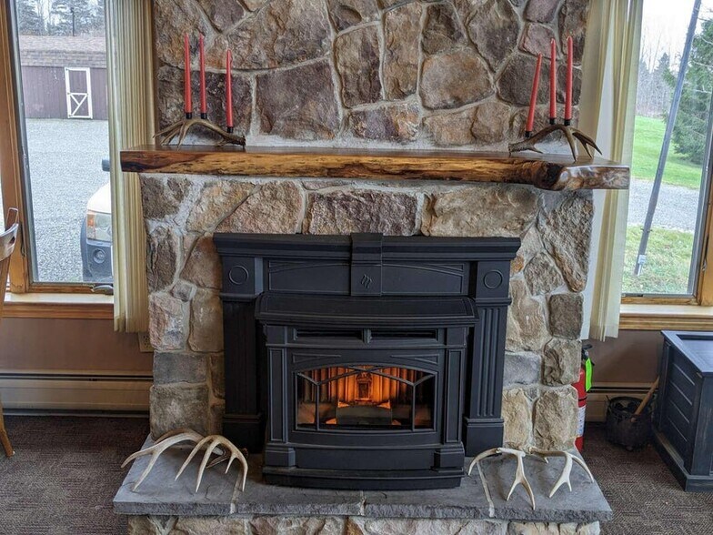 341 US Route 1, Weston, ME à vendre - Photo du bâtiment - Image 3 de 98