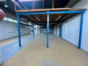 1348 Route Du Vaisseau, Gémenos for lease Interior Photo- Image 1 of 7