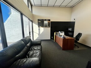 14305 N 79th St, Scottsdale, AZ à louer Photo intérieure- Image 2 de 4