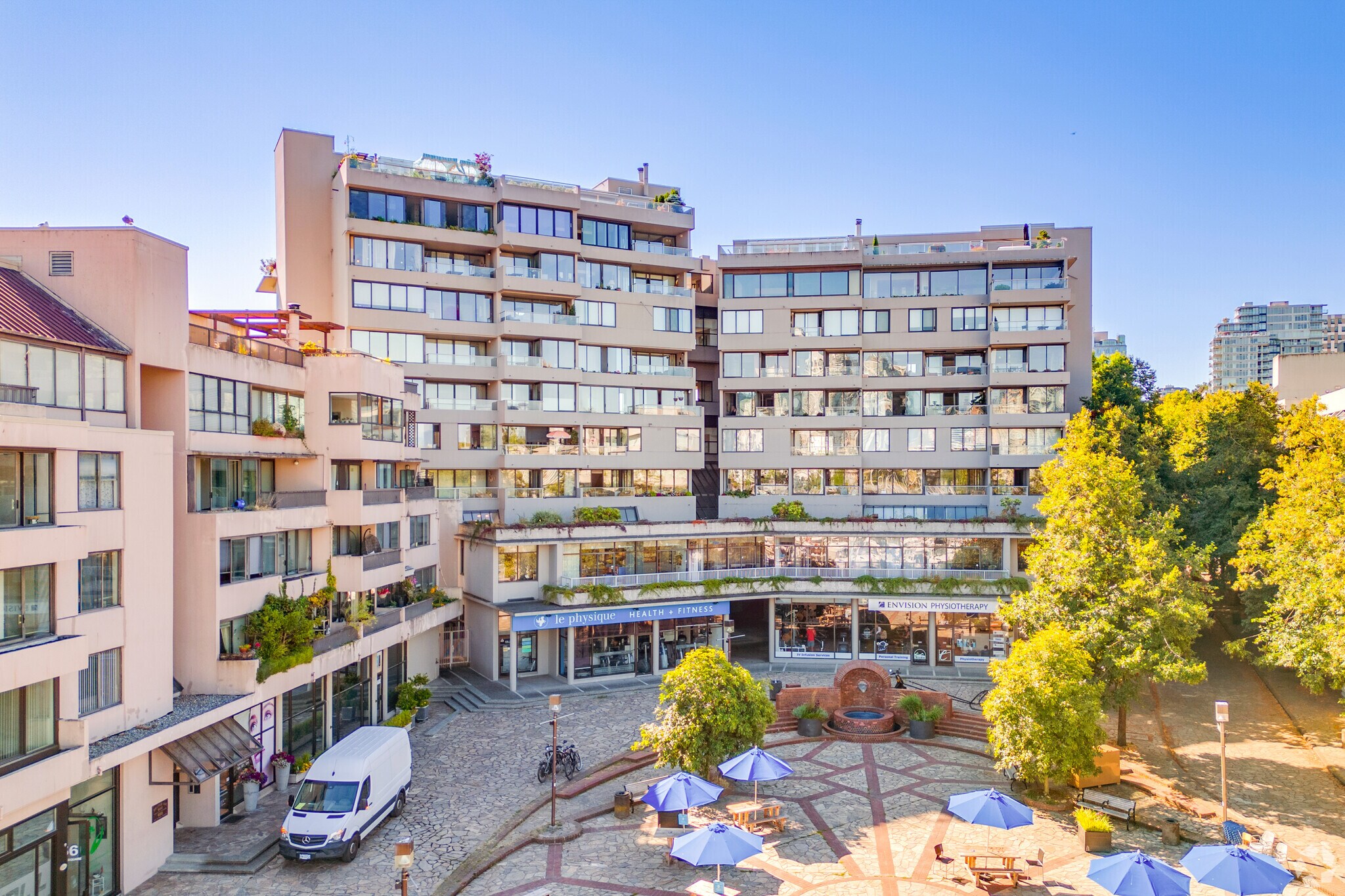 666 Leg In Boot Sq, Vancouver, BC for sale Primary Photo- Image 1 of 1