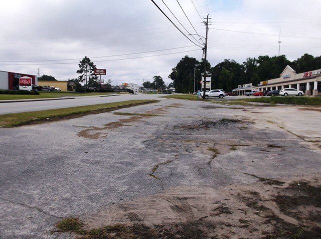 320 N Duval St, Claxton, GA à vendre - Photo du bâtiment - Image 1 de 7