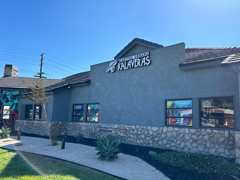 1325 N Grand Ave, Covina, CA à louer - Autre - Image 2 de 5