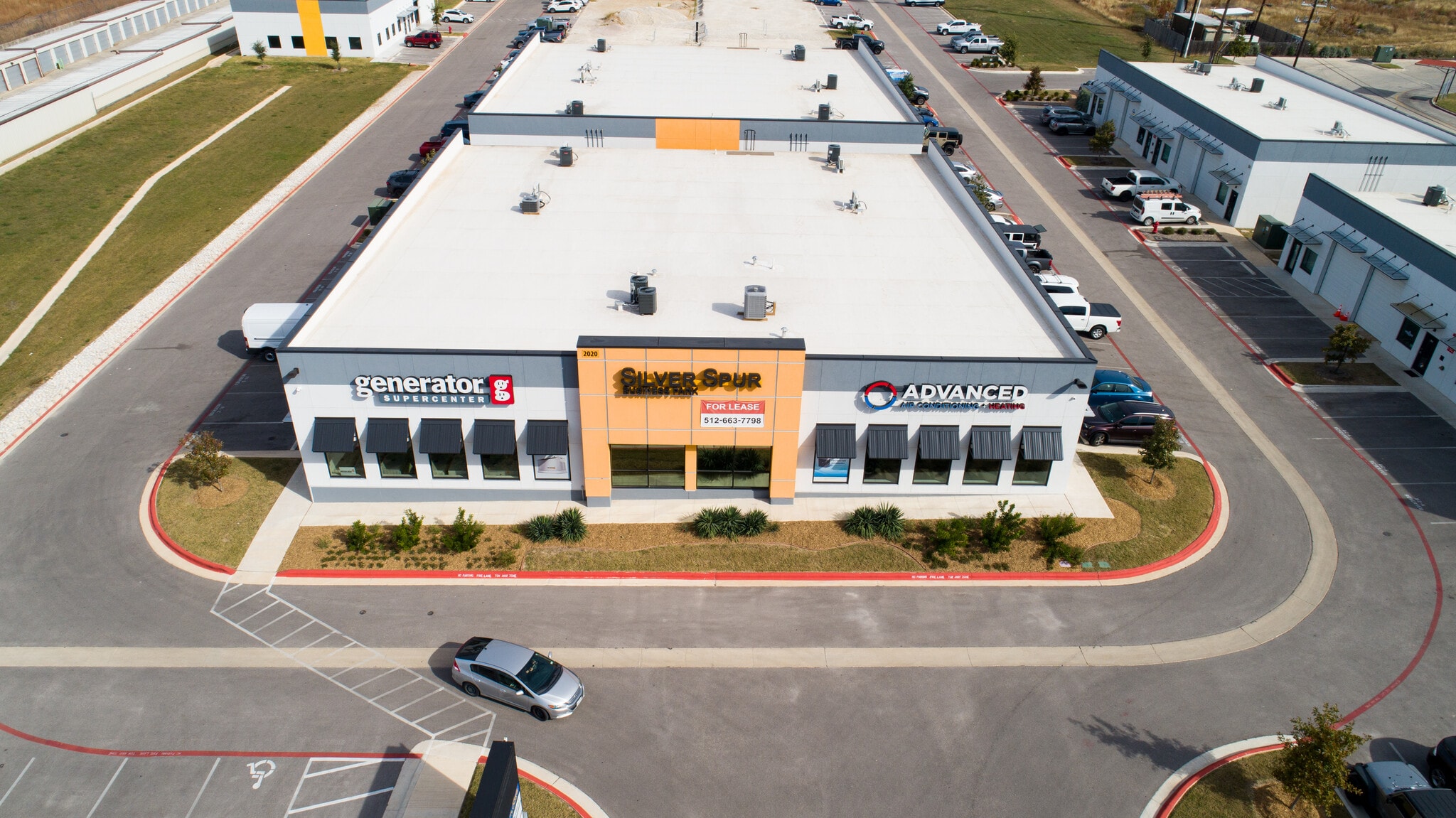 2020 N Bell Blvd, Cedar Park, TX à louer Photo intérieure- Image 1 de 13