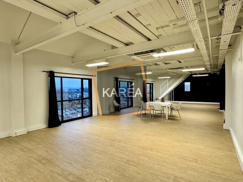 Bureau dans Villenoy à louer - Photo intérieure - Image 2 de 5