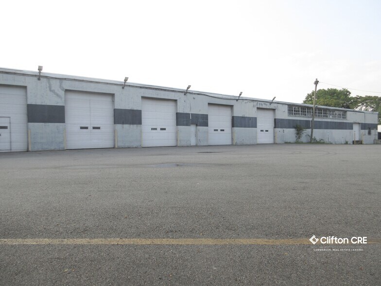 285 Highland Cross, Rutherford, NJ for sale - Building Photo - Image 2 of 19