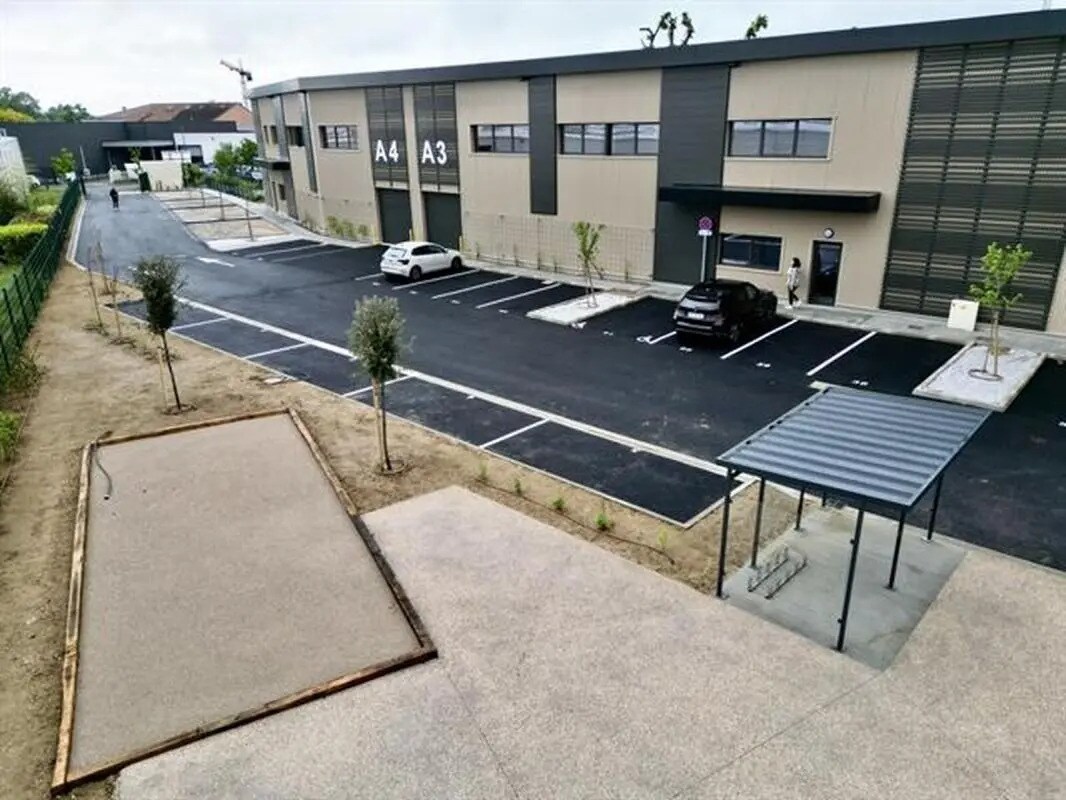 Flex in Launaguet for lease Building Photo- Image 1 of 8