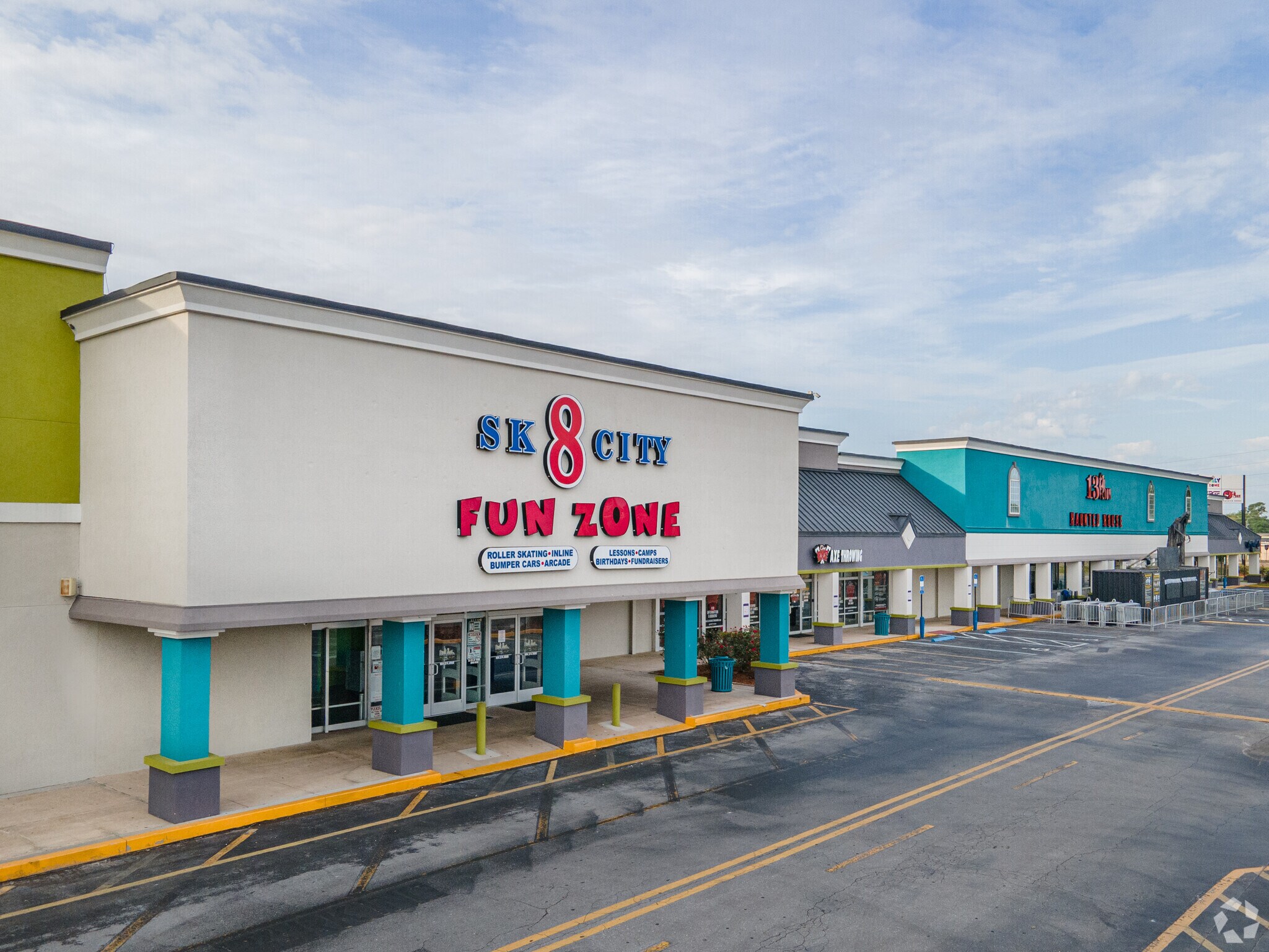 9222-9398 Arlington Expy, Jacksonville, FL à louer Photo principale- Image 1 de 12