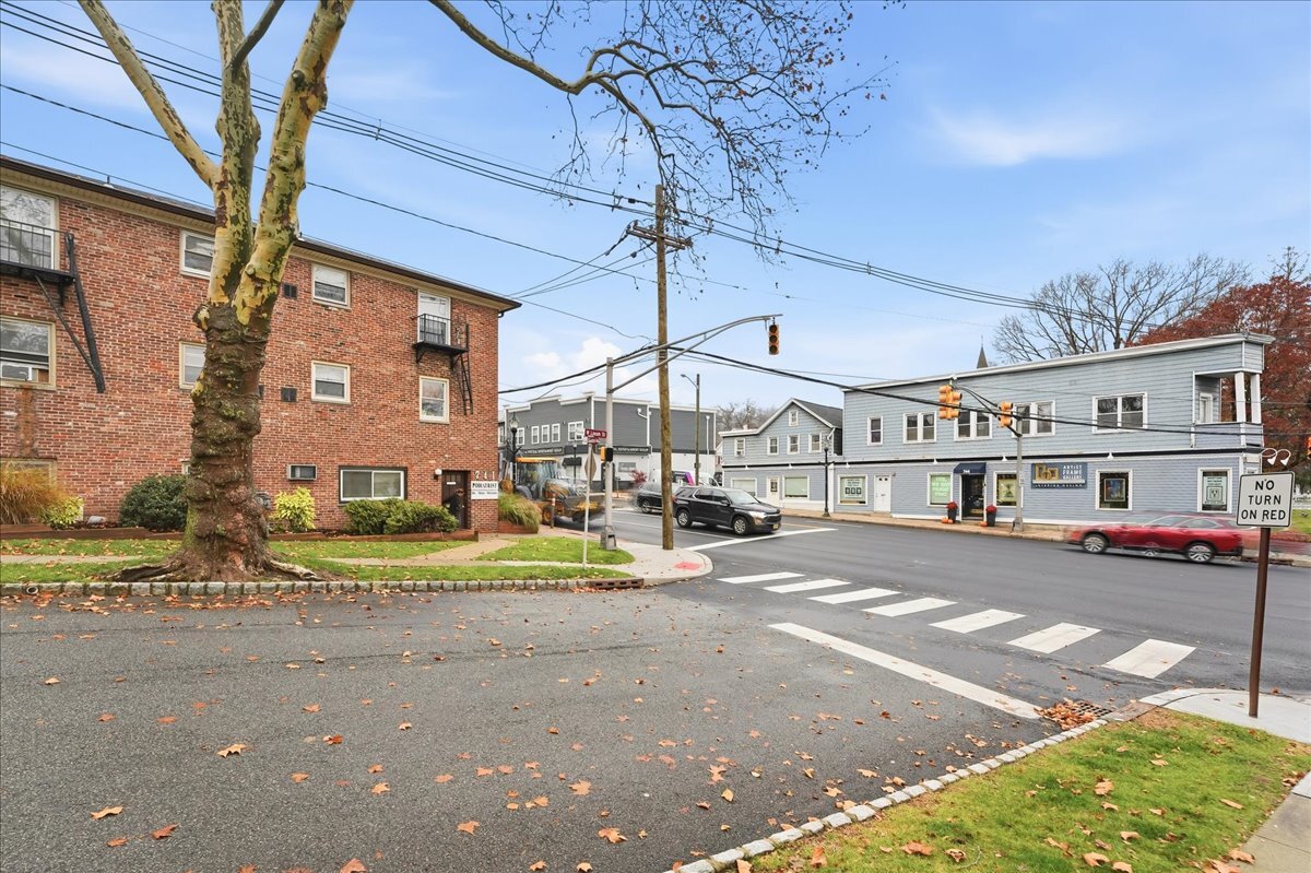 741 Bloomfield Ave, Verona, NJ 07044 - Unit Suite 1 -  - Interior Photo - Image 1 of 20