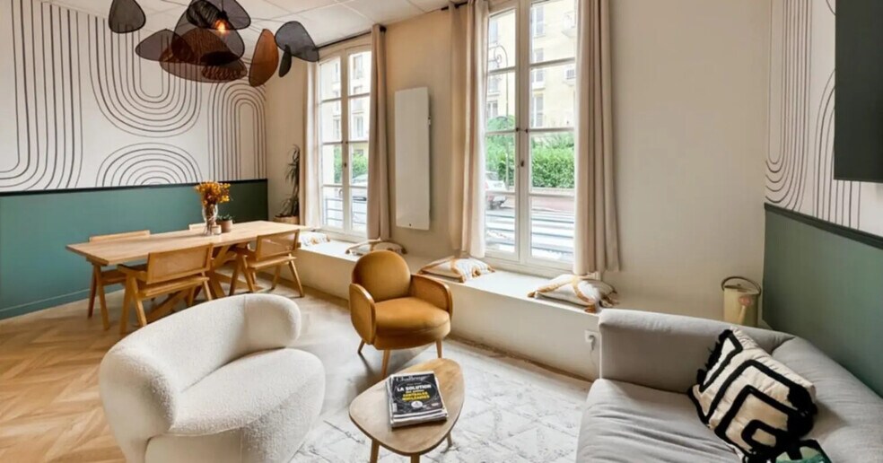 Bureau dans Saint-Germain-en-Laye à louer - Photo intérieure - Image 1 de 9