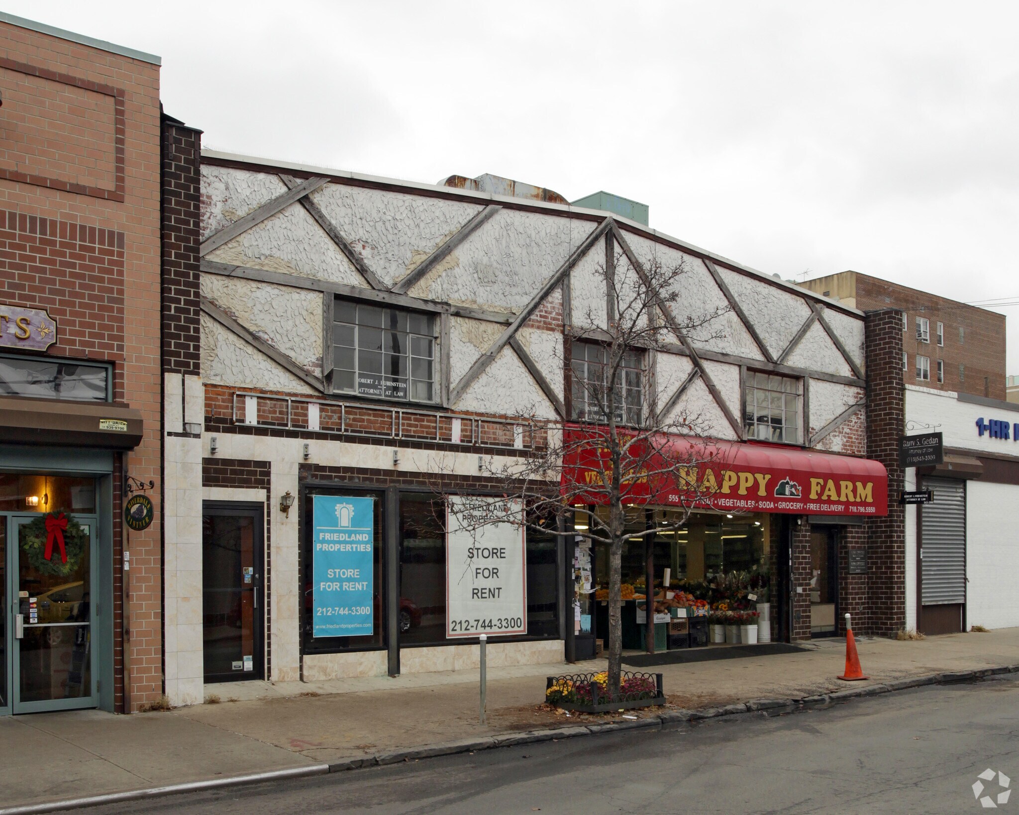 551-555 W 235th St, Bronx, NY for lease Building Photo- Image 1 of 4