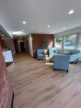 357 E Center St, Manchester, CT for lease Building Photo- Image 2 of 9