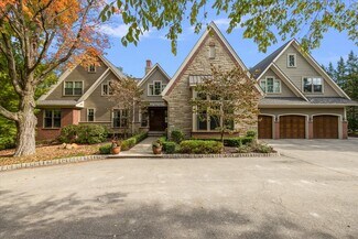 Plus de détails pour 1330 Oxford Rd, Bloomfield Hills, MI - Spécialité à vendre
