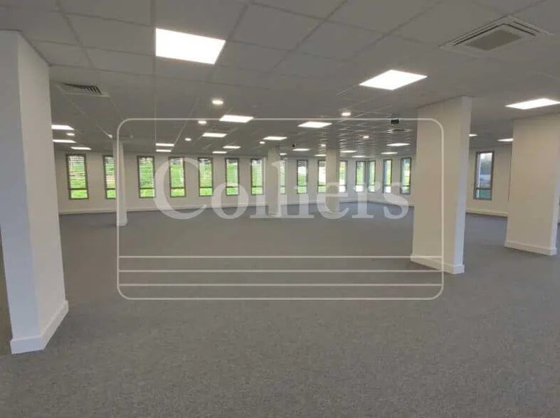 200 Rue Pierre Duhem, Aix-en-Provence à louer - Photo intérieure - Image 3 de 7